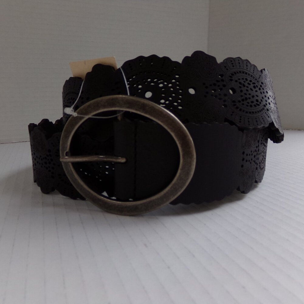NWT New Women's Coldwater Creek Leather Belt Black Eyelet Lace Look Large